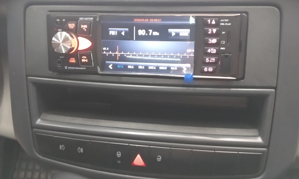 Instalare 1-din magnitola de la 200-300lei