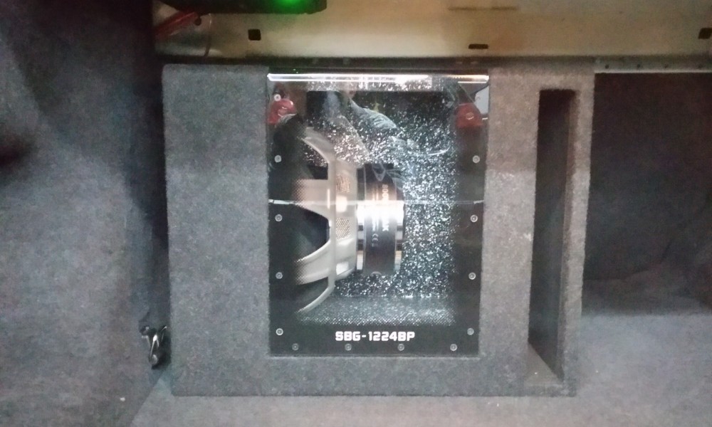 Instalare sabwoofer de la 800-1000lei