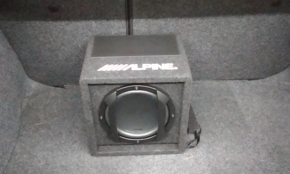 Instalare sabwoofer de la 800-1000lei