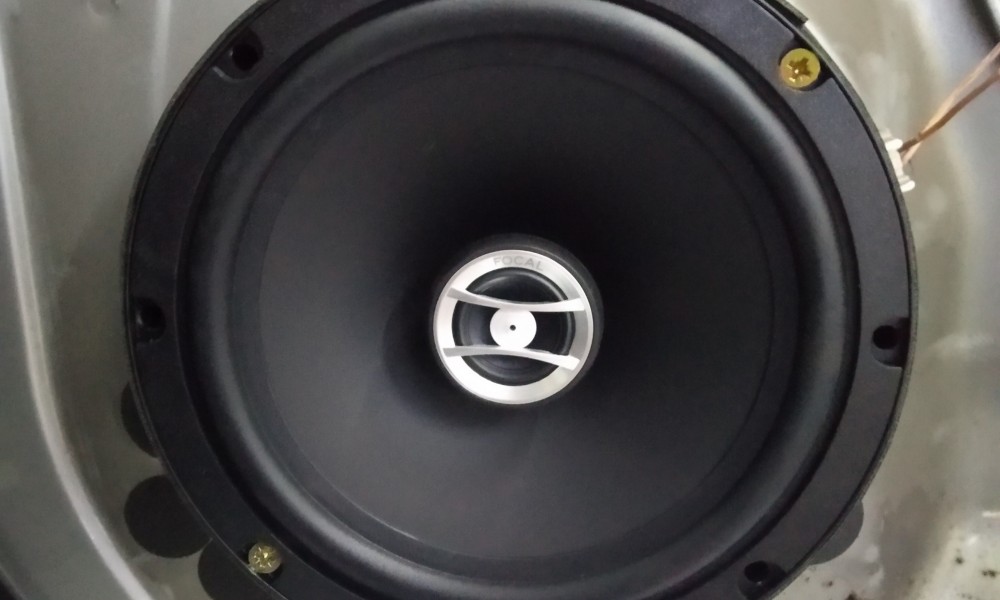 Instalare acustică de la 200-800lei